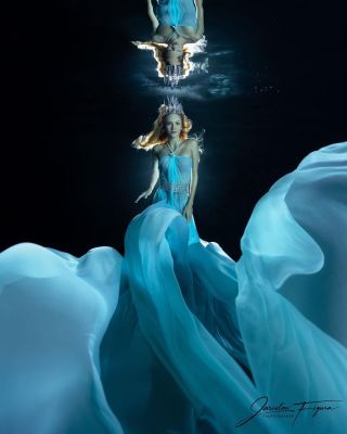 Naša 👑 pod vodou @martin__smolka @missslovensko Posted @withregram • @jaroslav_figura ĎAKUJEME krásnej Miss SR 2021...